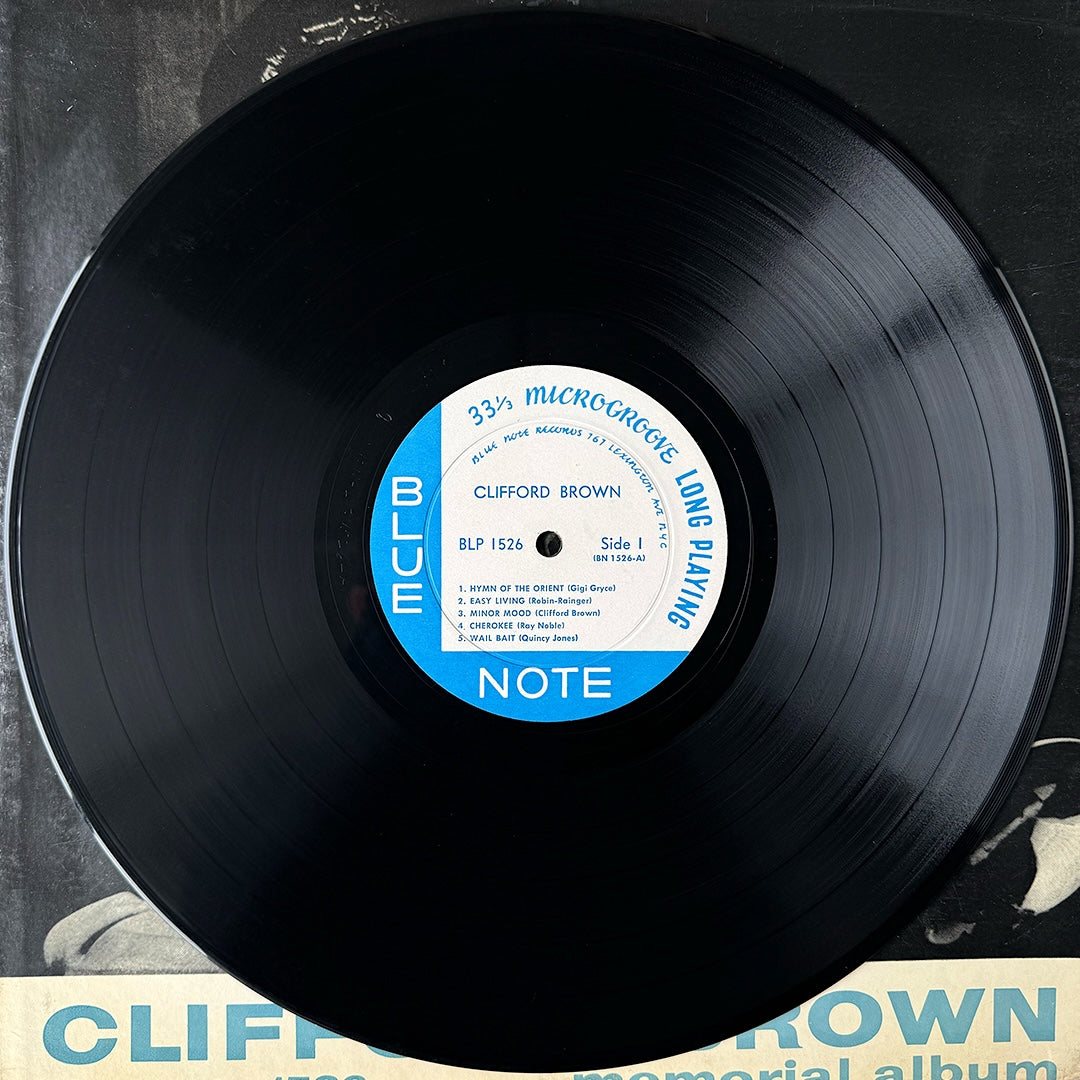 1526/ CLIFFORD BROWN - Memorial Album