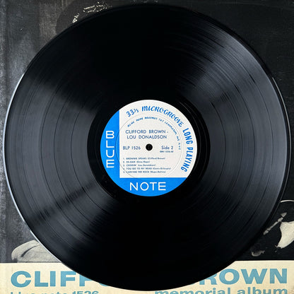 1526/ CLIFFORD BROWN - Memorial Album