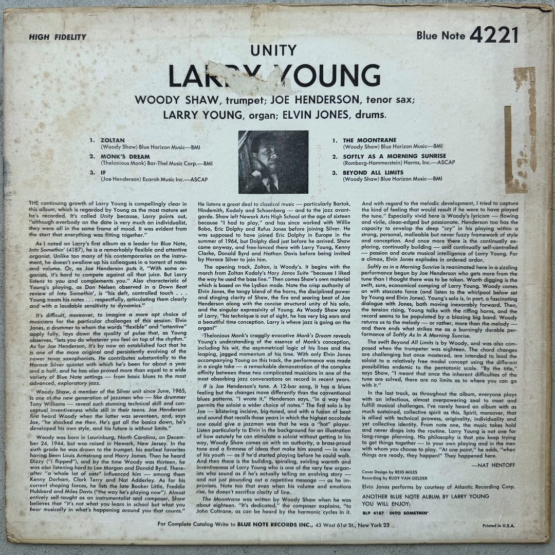 4221/ LARRY YOUNG - Unity