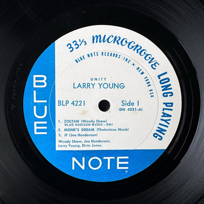 4221/ LARRY YOUNG - Unity